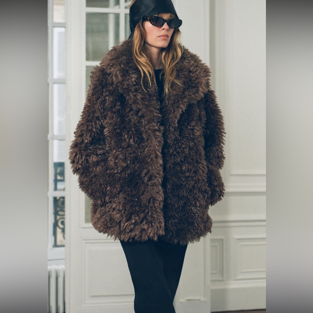 New ZARA ZW Collection Faux Fur Short Coat - Picture 5 of 16